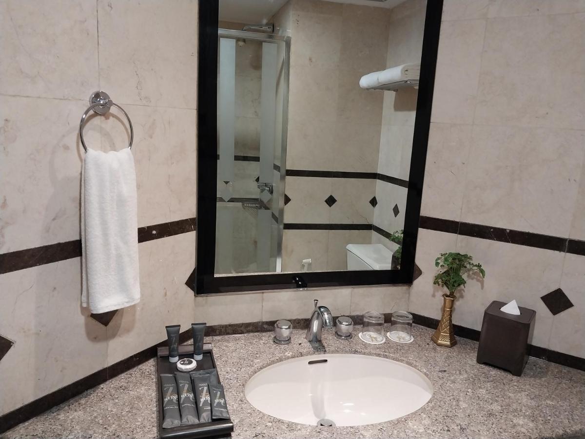 Horison Ultima Menteng Jakarta Exterior photo