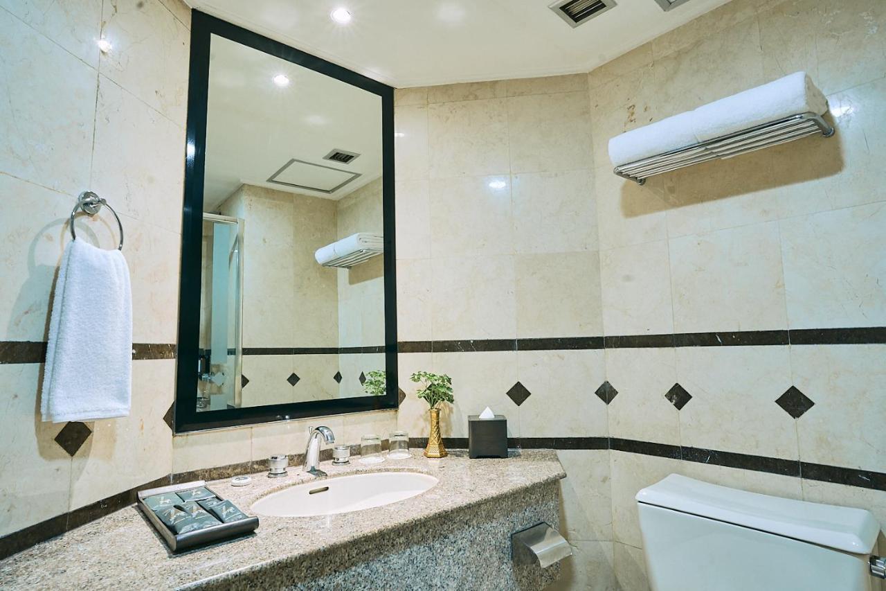Horison Ultima Menteng Jakarta Exterior photo